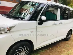 Toyota Roomy 2018