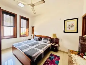 Well-Maintained Luxury Home with Parking – Colombo 03 Sale
