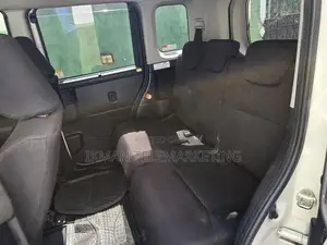 Toyota Roomy 2018