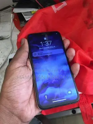 Apple iPhone X (Used)