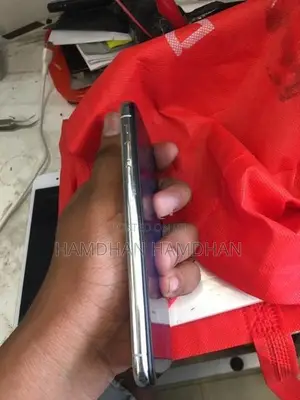 Apple iPhone X (Used)