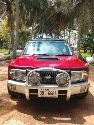 Nissan Rasheen 1996