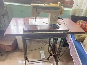 Singer Contessa Sewing Machine