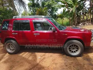 Nissan Rasheen 1996