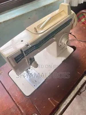 Singer Contessa Sewing Machine