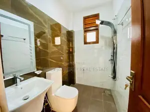 Valuable Luxurious House for Sale in Piliyandala