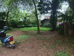 මඩපාත පාරෙන් පර්චස් 10ක ඉඩමක් විකිණීමට ඇත - Piliyandala
