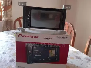 Pioneer AVH-G225BT Car DVD Player