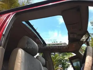 Nissan Rasheen 1996