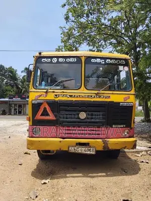 Ashok Leyland Comet 2008