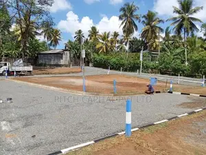 Colombo - Homagama Galagedara Near Highlevel Road Luxurious Land Sale