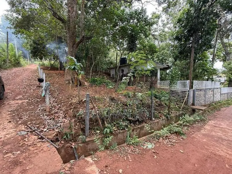 Hiriketiya Land for Sale