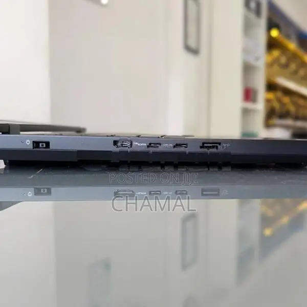 Lenovo Legion Pro 5Ryze 7 8745HX 32GB Ram DDR5 RTX 5060 8GB/1TB NVME