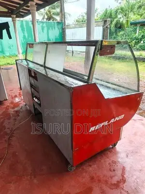 Chicken Display 6ft