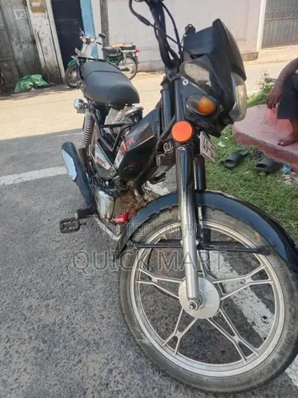 Singer Lima 49CC 2020