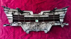 Toyota Voxy ZWR80G Radiator Grill