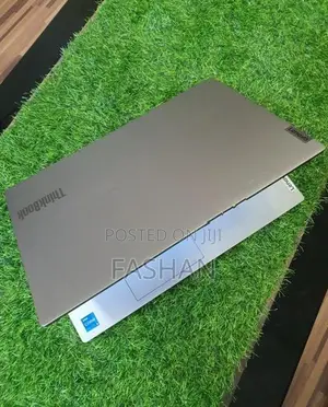 Lenovo i5 11th Gen 2.40GHZ 8GB RAM 256GB NVME Fingerprint