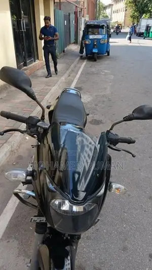 Bajaj Pulsar 150 2012