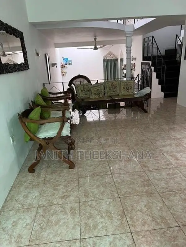 House with Land for Sale in Piliyandala