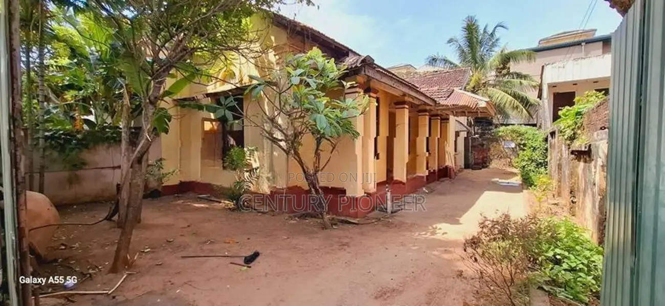 Wellawatta property for sale