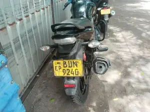 Honda CB Trigger 2016
