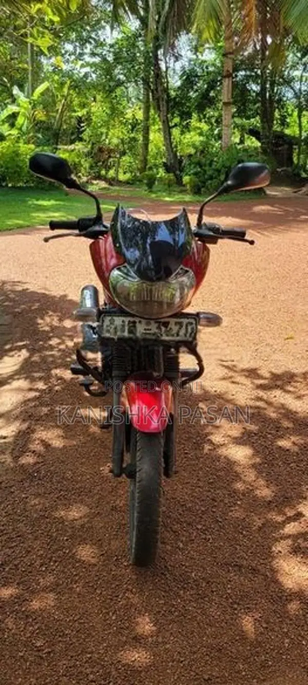 Bajaj Discover 2011