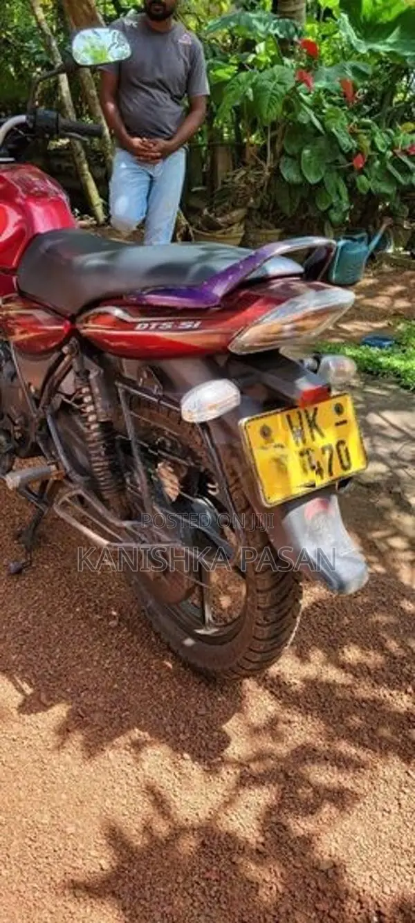 Bajaj Discover 2011