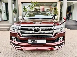 Toyota Land Cruiser V8 AX 2017