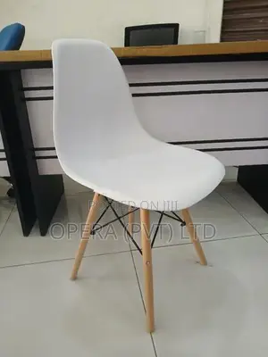 Barista Chair -White(50#)