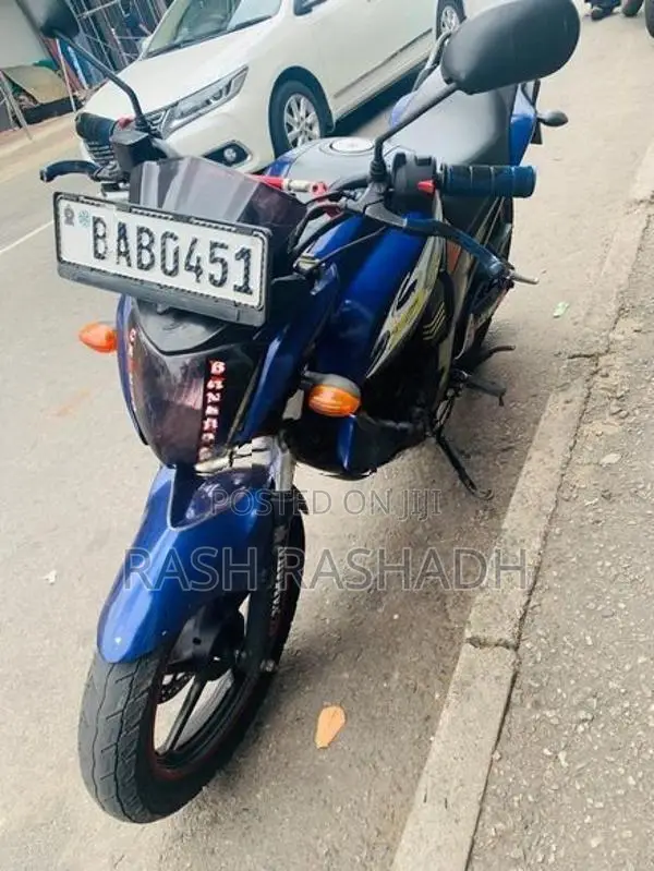 Yamaha FZS V1 2012