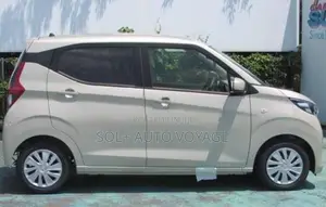 Mitsubishi eK Wagon 2025