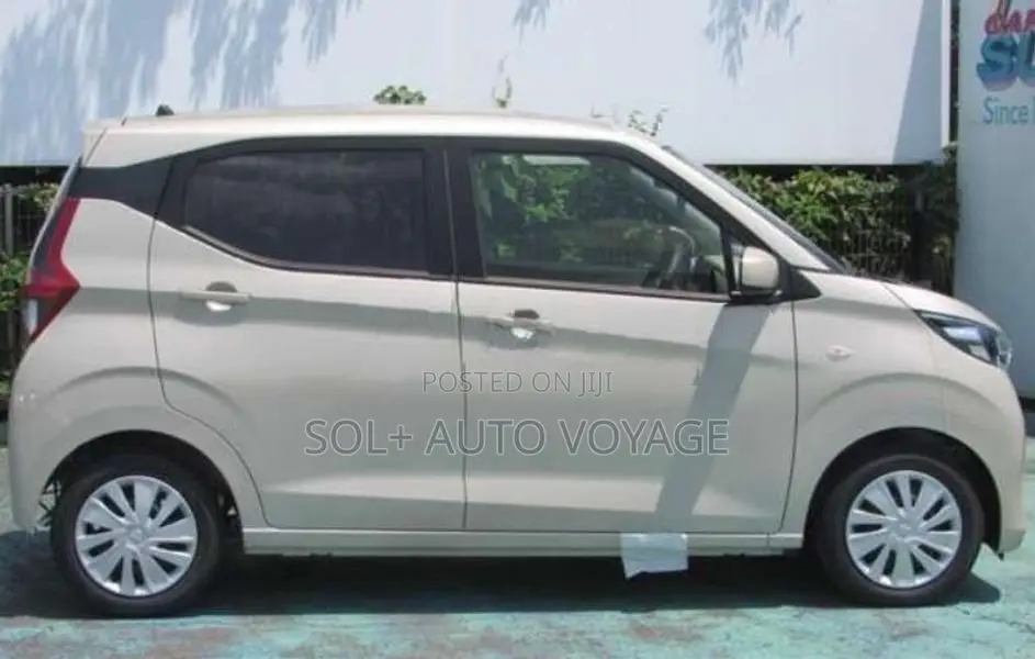 Mitsubishi eK Wagon 2025