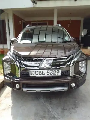 Mitsubishi Xpander Cross 2020