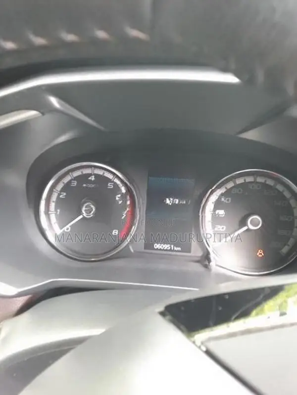 Mitsubishi Xpander Cross 2020