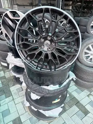 Land Rover defender URBAN 22” Alloy wheels