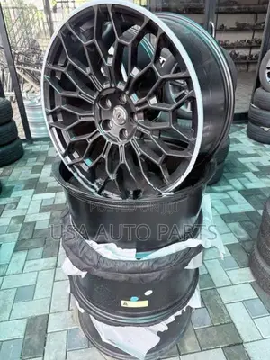 Land Rover defender URBAN 22” Alloy wheels