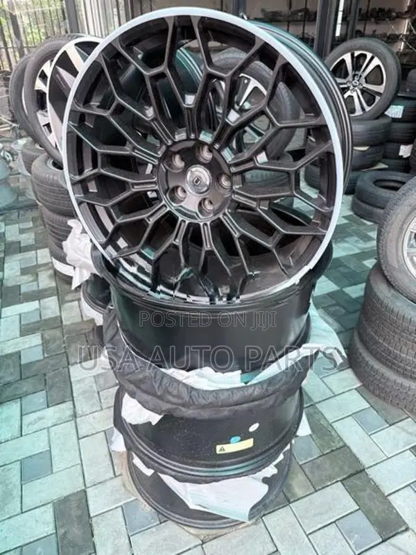 Land Rover defender URBAN 22” Alloy wheels