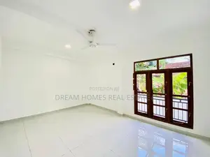 Elegant 3-Storey Luxury Home for Sale in Athurugiriya