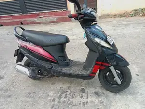 Mahindra Uzo 125 2017