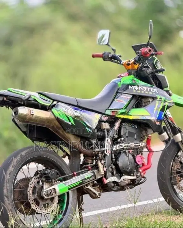 Kawasaki D Tracker 2008