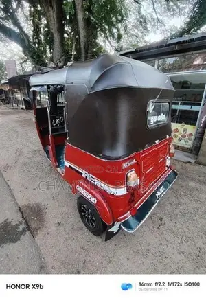 Bajaj RE 1999