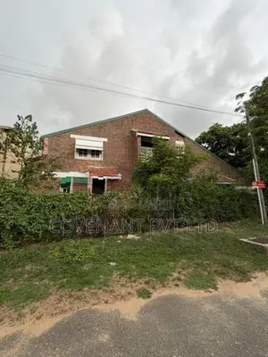 Land for Sale with Vintage House in Colombo 5