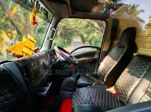 Isuzu Elf 2006