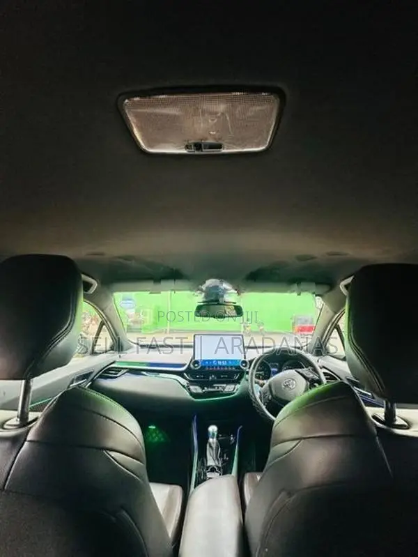 Toyota CHR NGX10 2019