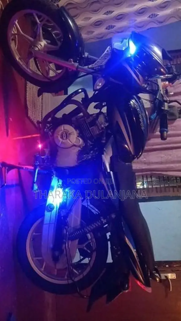 Bajaj Discover 125 2017
