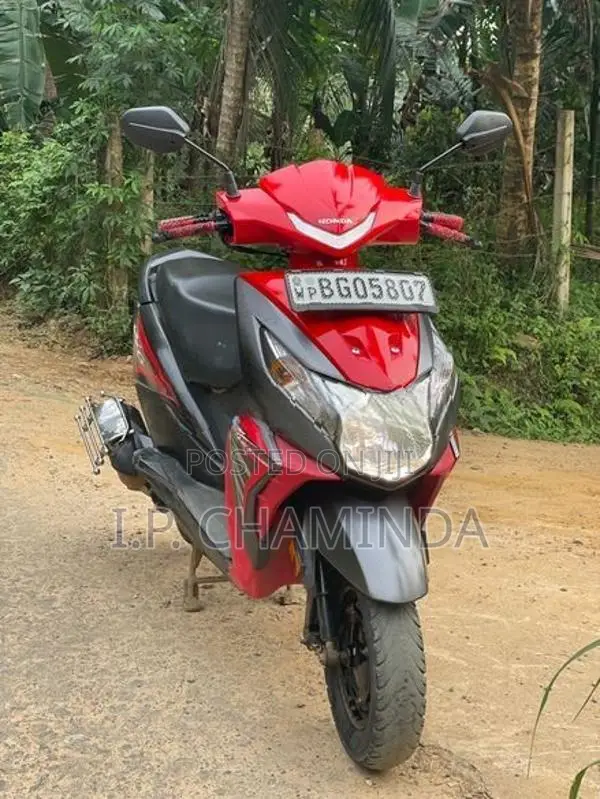 Honda Dio 2018