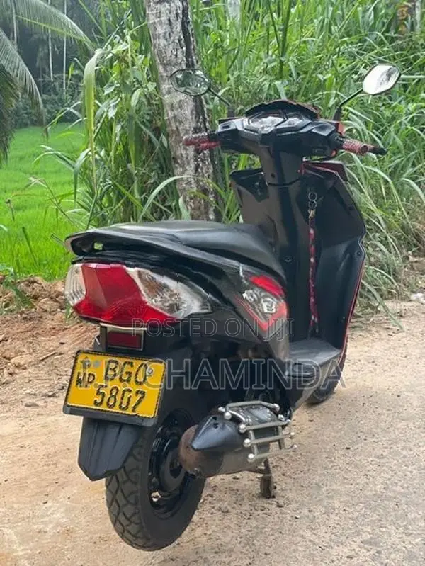 Honda Dio 2018
