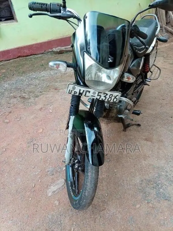 Bajaj Platina 2011