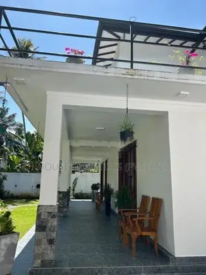 Spacious Two-Story House for Sale Katugasthota