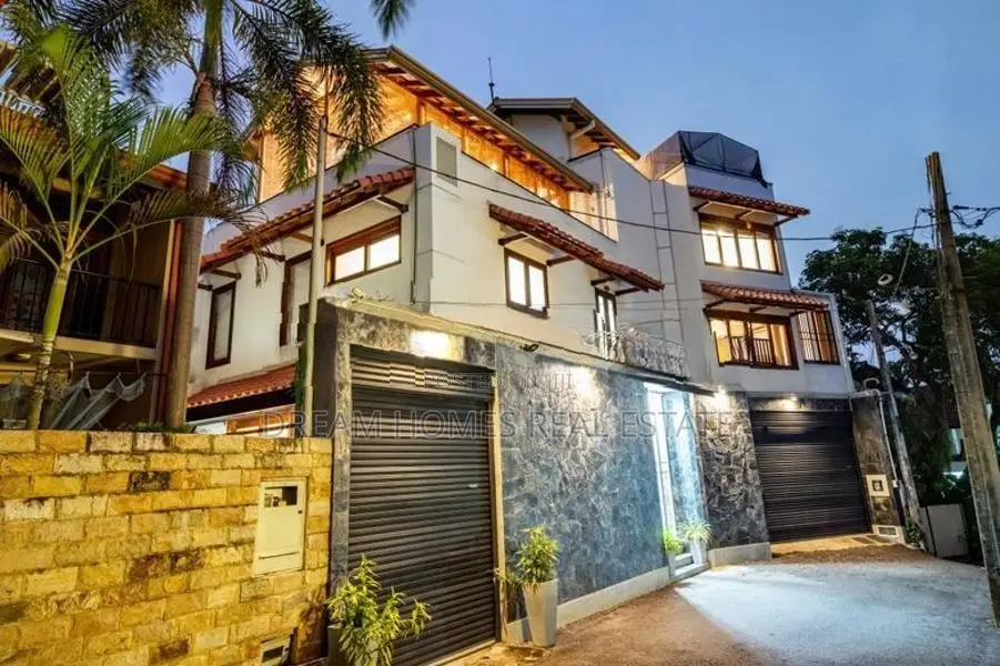 Modern Luxury Residence for Sale in Nugegoda